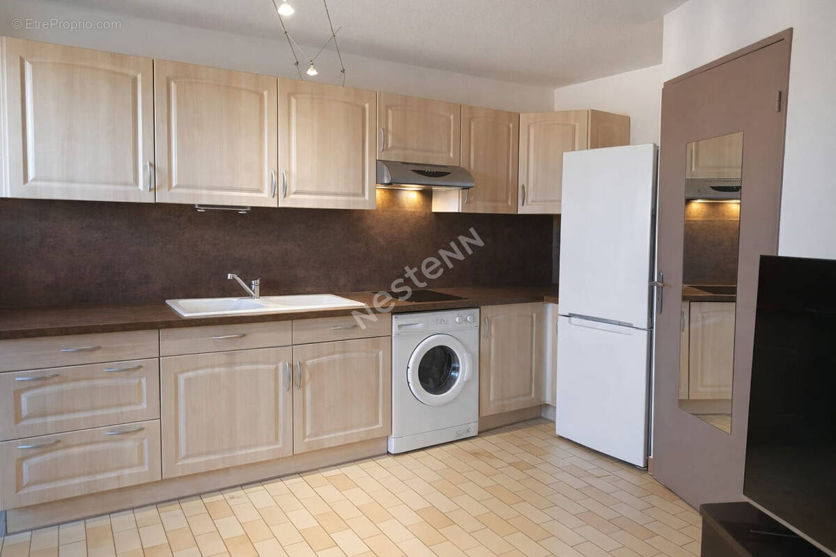 Appartement à CARQUEIRANNE