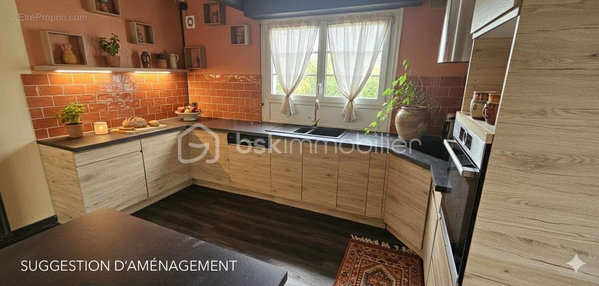 Maison à FLEURY-SUR-ORNE