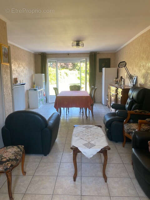 Maison à MOISSY-CRAMAYEL