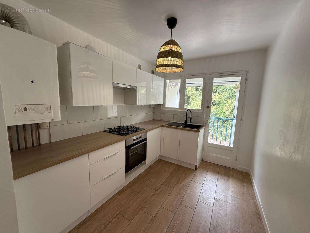 Appartement à BILLERE
