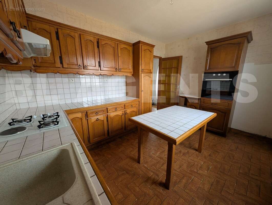 WAUTERS I SPAY I LANGLAIS CHRISTELLE CONSEILLERE IMMOBILIER  (44) - Maison à SPAY