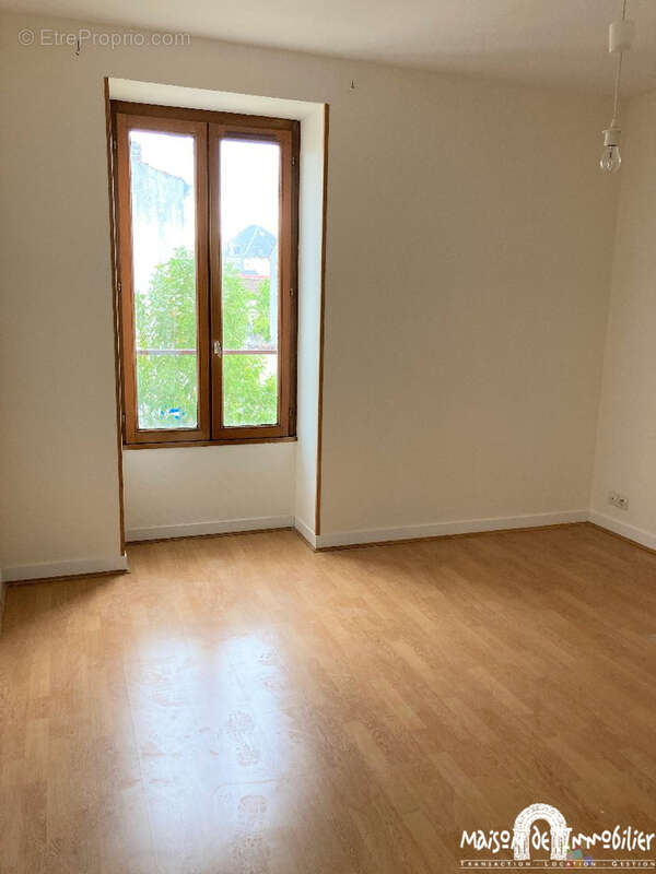 Appartement à SEGONZAC