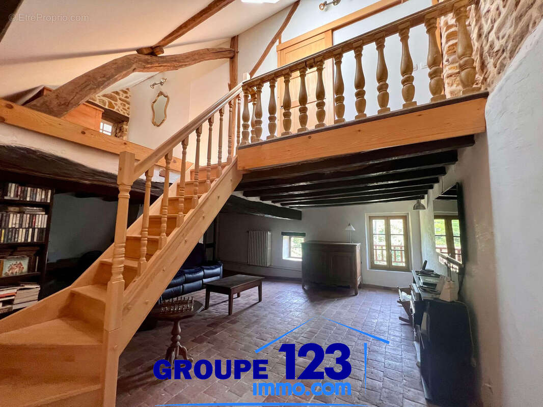 Maison à POURRAIN