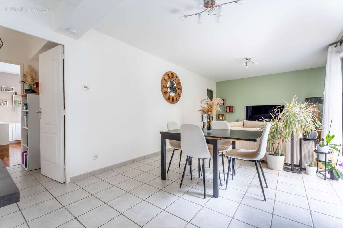 Appartement à GIVORS