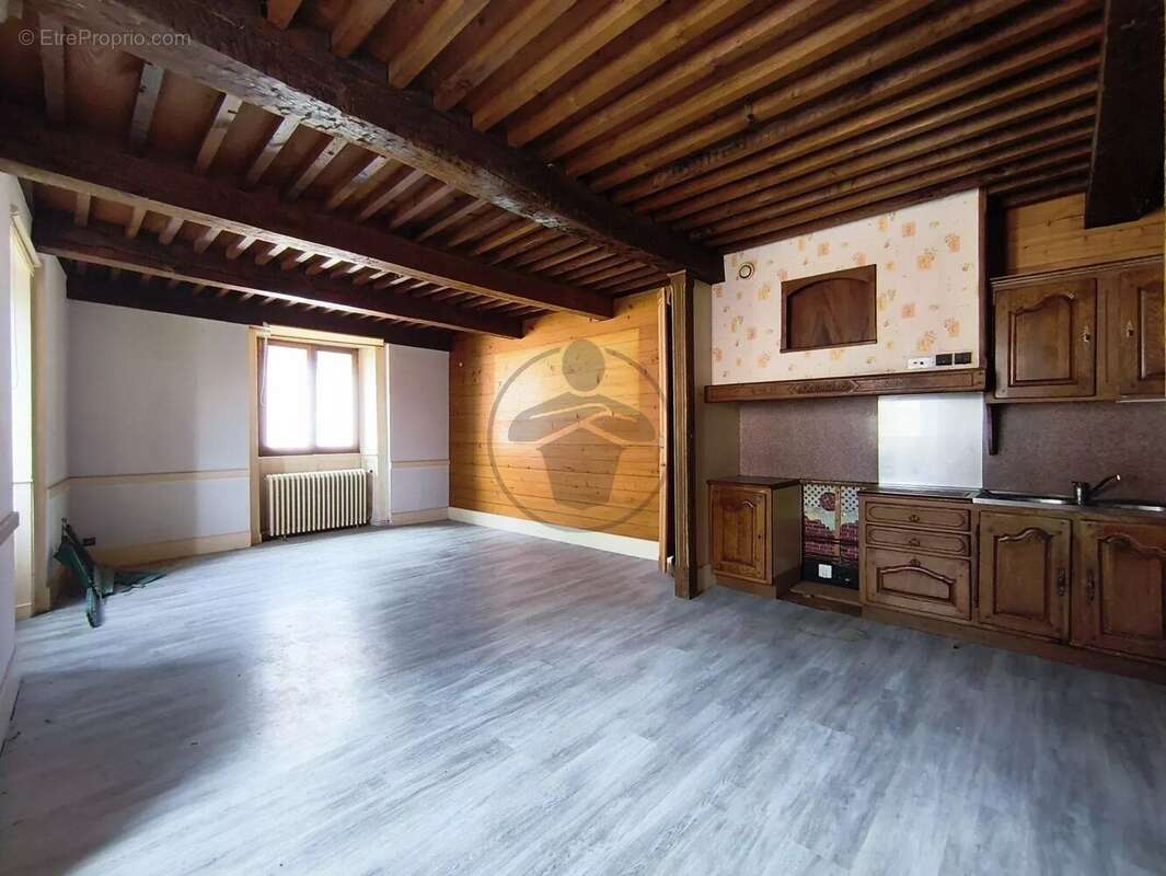Maison à BAUME-LES-DAMES