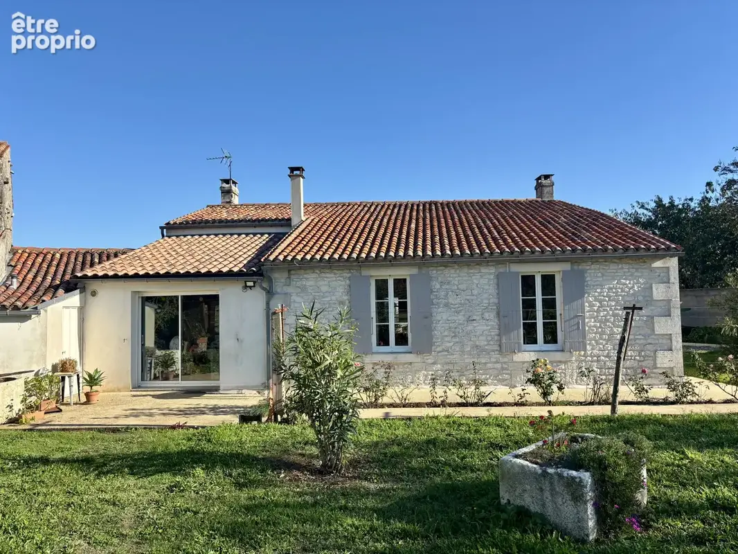 Viager occupé - Maison 4 pièces principales avec dépendances et jardin - photo 5