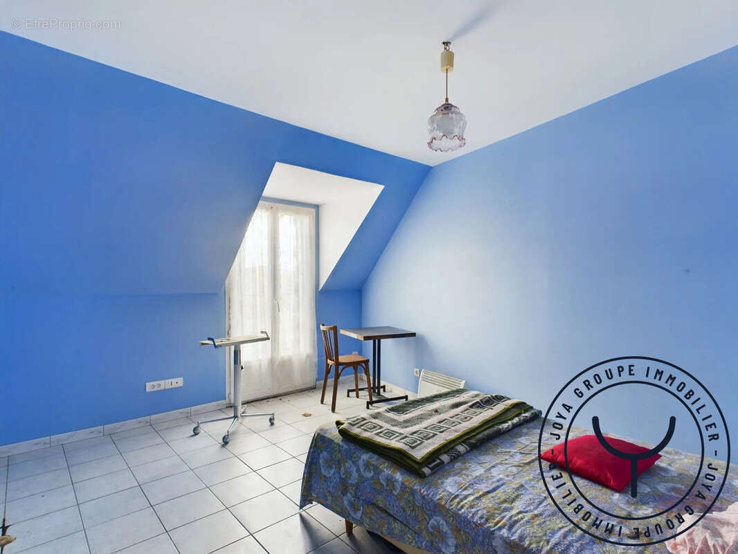 Maison 269 m² à Provins  - photo 9