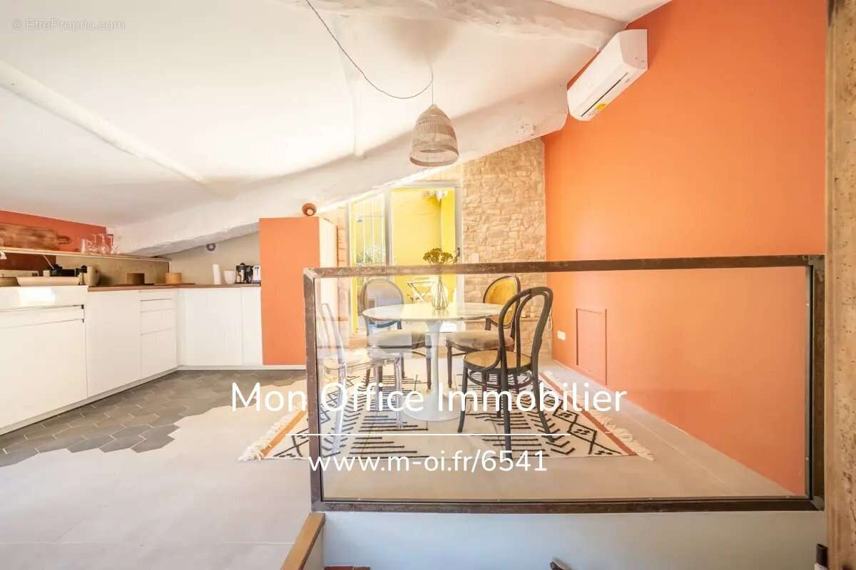 Maison à LOURMARIN