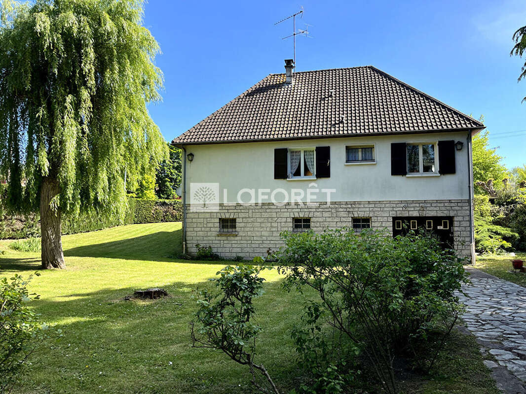 Maison à MEULAN
