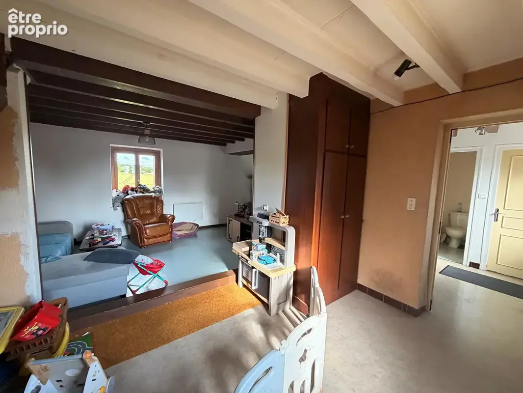 Nouveaute a 2 kms de sulignat...maison avec dependance sur 2800 m² terrain - photo 7