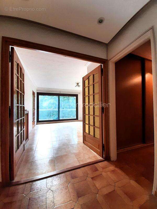 Appartement à TREMBLAY-EN-FRANCE