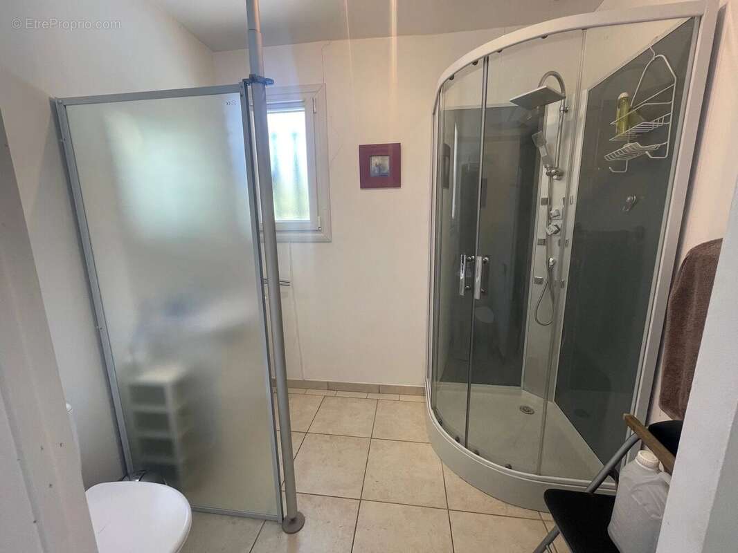 Exclusivité - villa avec 115,78 m² habitables et 165,04 m² de terrasses - photo 10