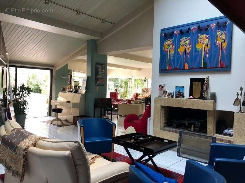 Maison à LES MATHES