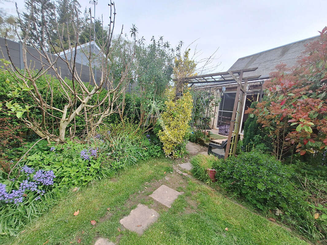 Maison à CRECY-EN-PONTHIEU