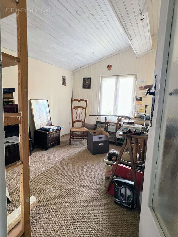 Appartement à LEZIGNAN-CORBIERES