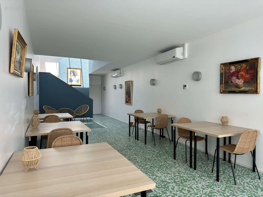Local professionnel 140 m2 - photo 3
