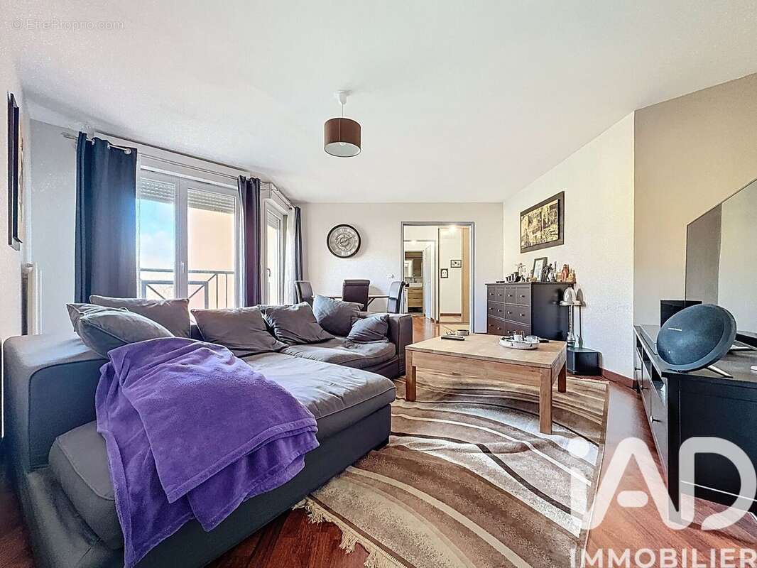 Photo 2 - Appartement à SAULX-LES-CHARTREUX