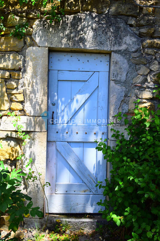 Maison à GROSPIERRES