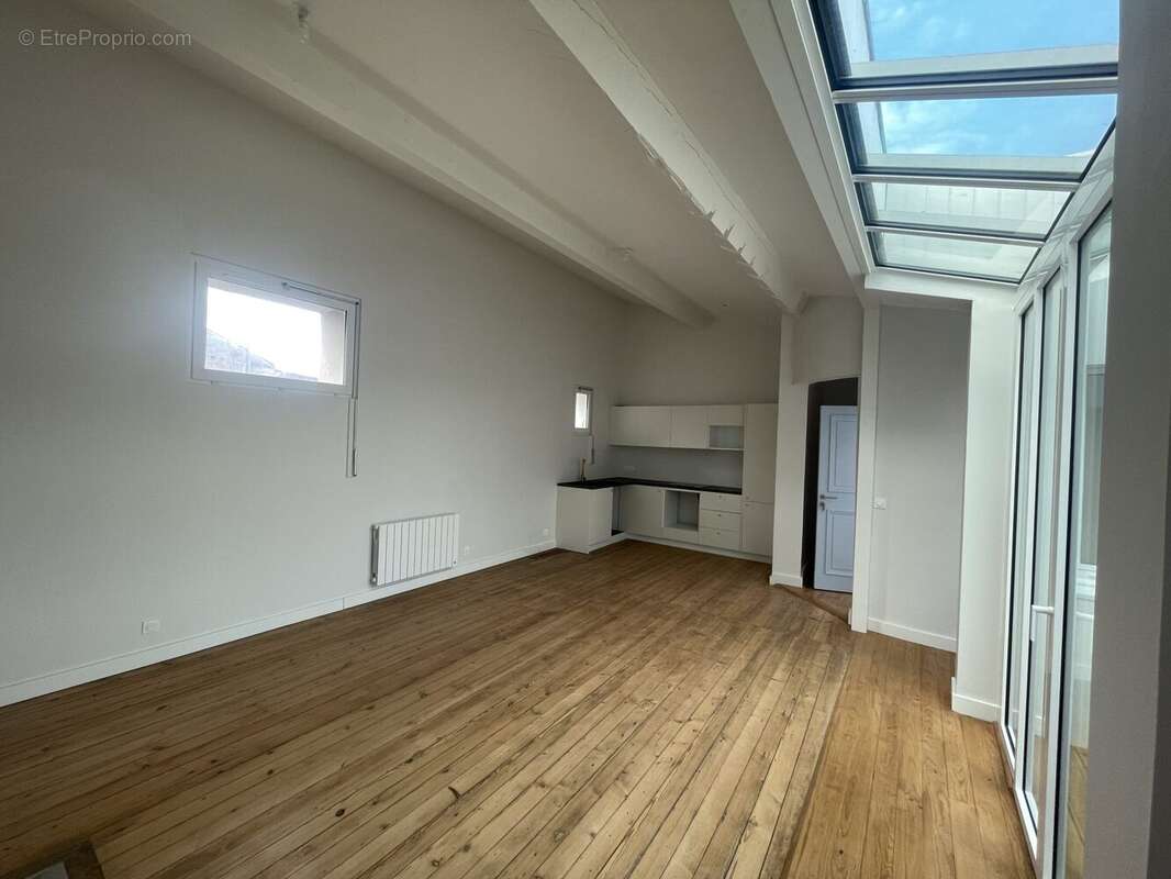 Appartement 82 m² à Bordeaux  - photo 4