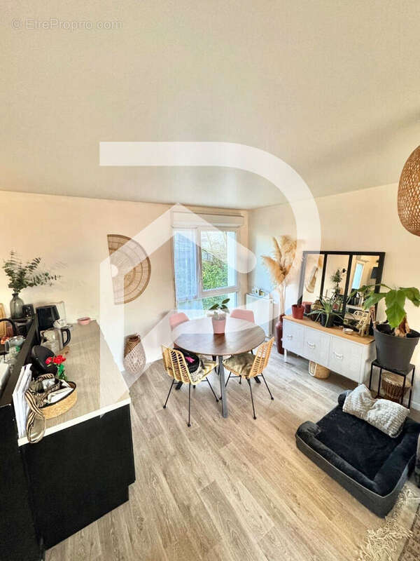 Appartement à ERAGNY