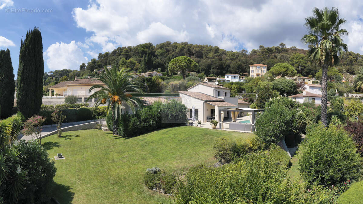 Maison à LA COLLE-SUR-LOUP