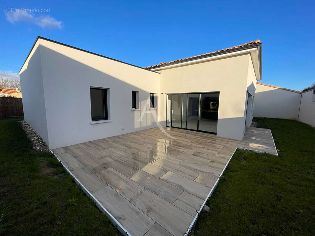 Maison à SAINT-HILAIRE-LA-FORET