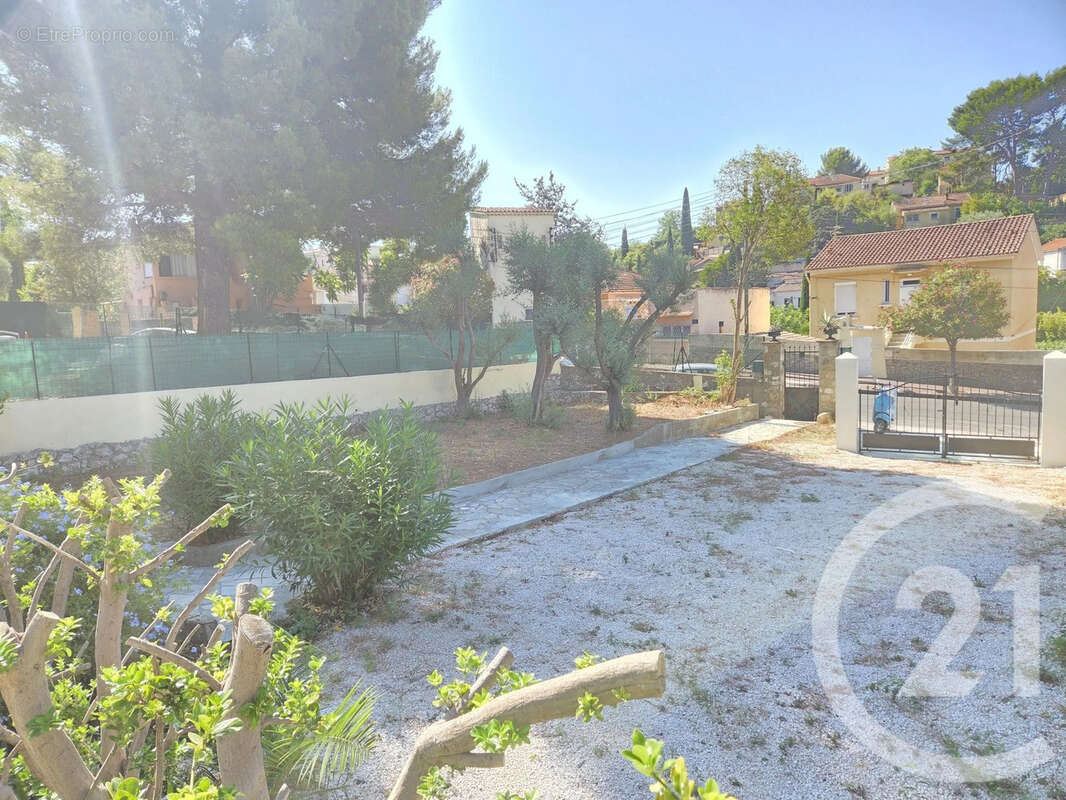 Maison 65 m² à Toulon  - photo 5