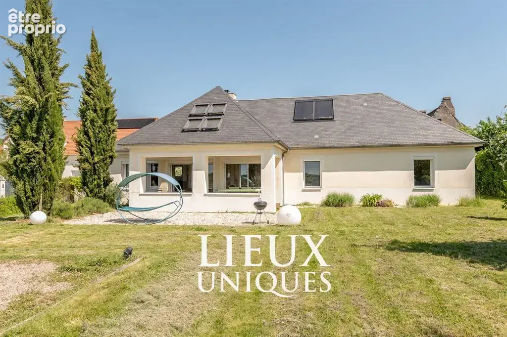 Lieux uniques ® x propriétés privées propose propriete de 147 m² - terrain de 2050 m² 5 km de la gar - photo 2
