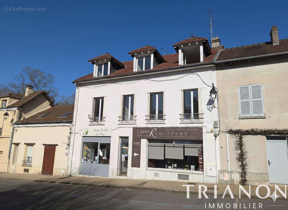 Appartement à L'ETANG-LA-VILLE