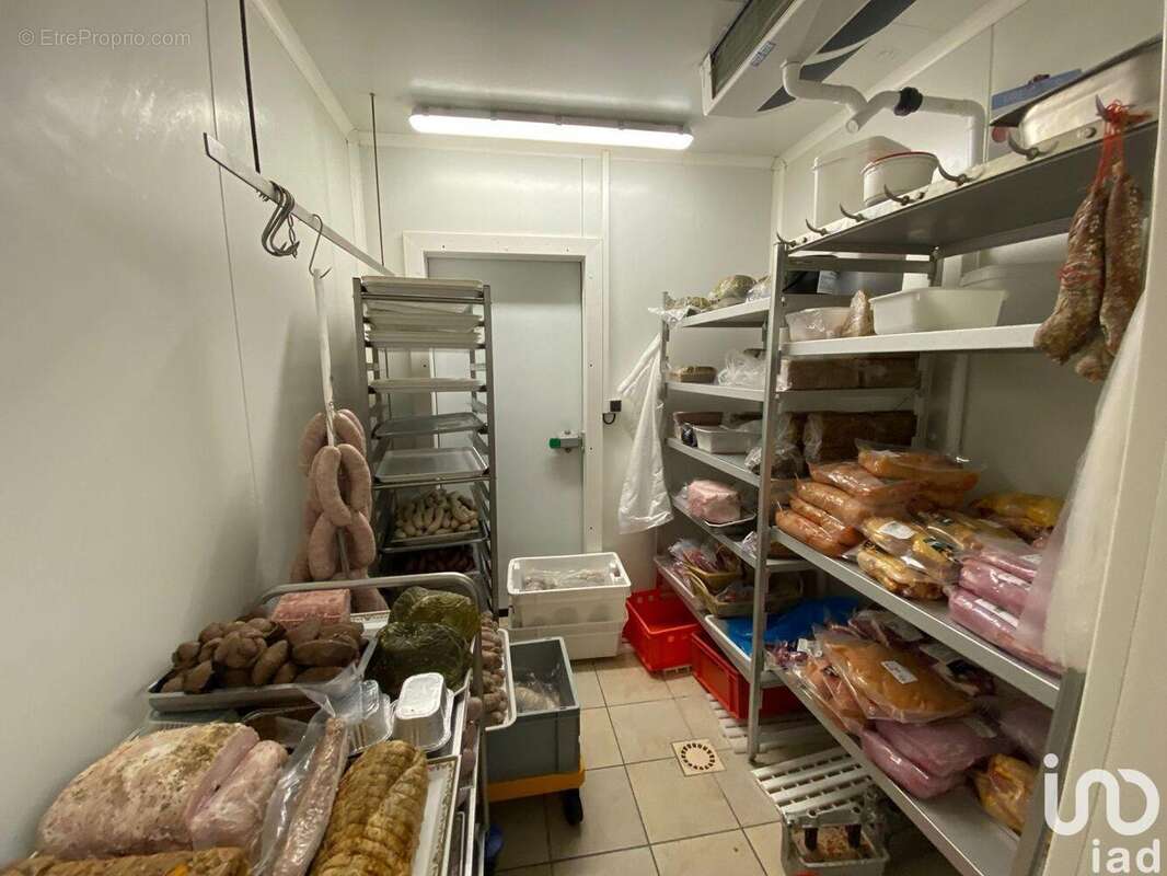 Photo 3 - Commerce à CELLES-SUR-BELLE