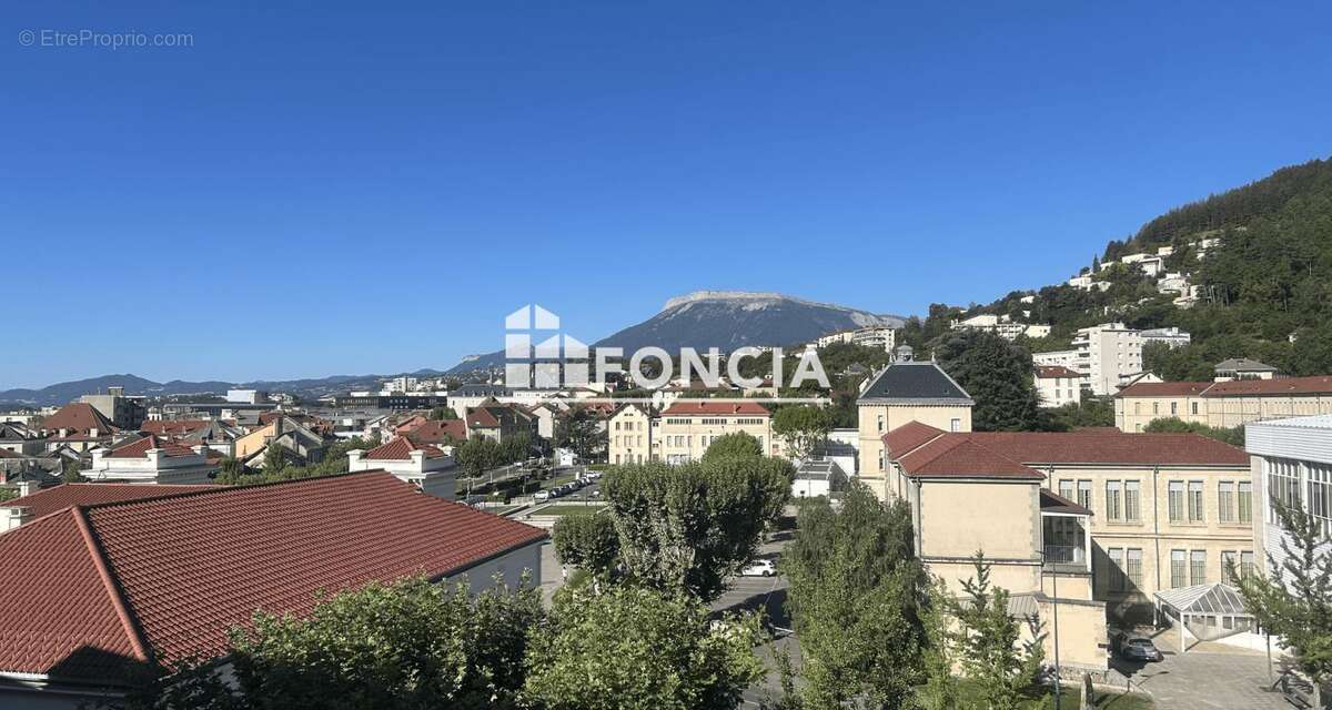 A vendre gap t2 avec terrasse et parking - photo 5