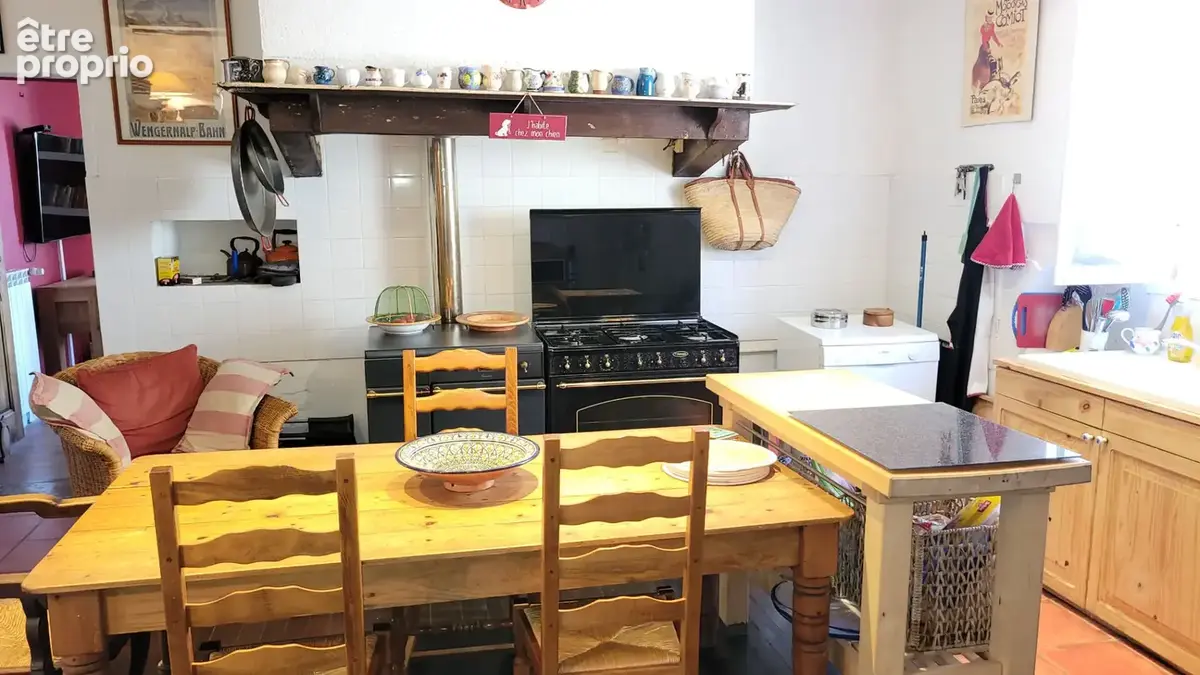 Propriété de caractère avec dépendances et piscine à Villefranche-de-Rouergue - photo 5