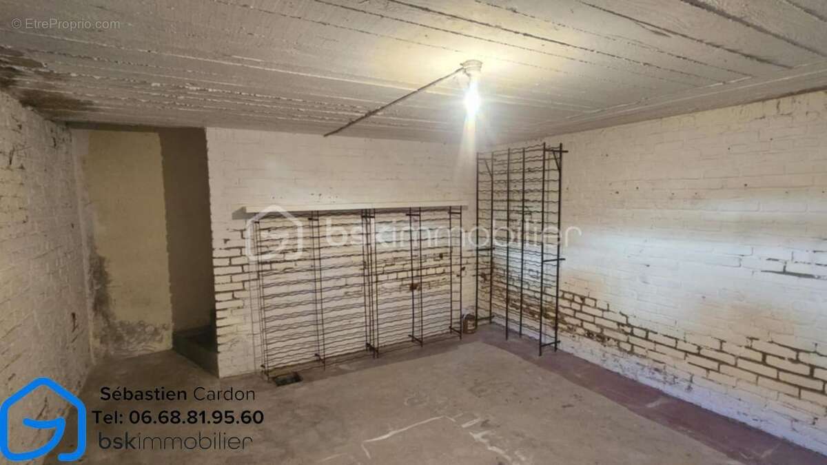 Maison à COURRIERES