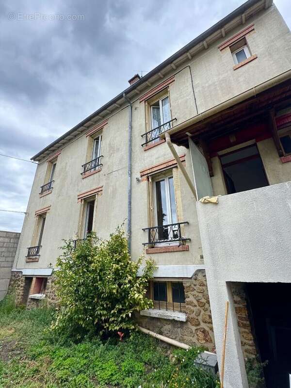 Appartement à VILLENEUVE-SAINT-GEORGES