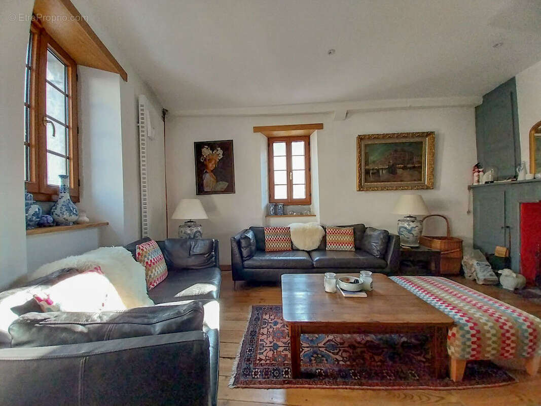 Maison 310 m² à Laruns  - photo 4