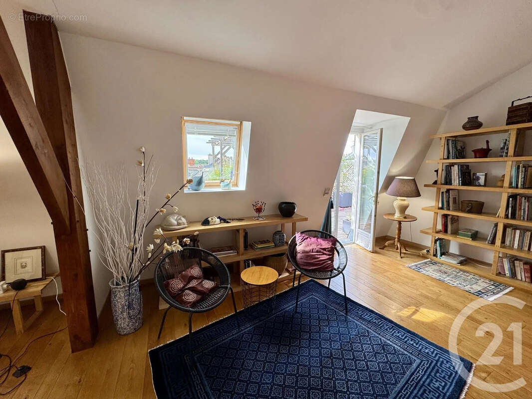 Appartement à FONTAINEBLEAU