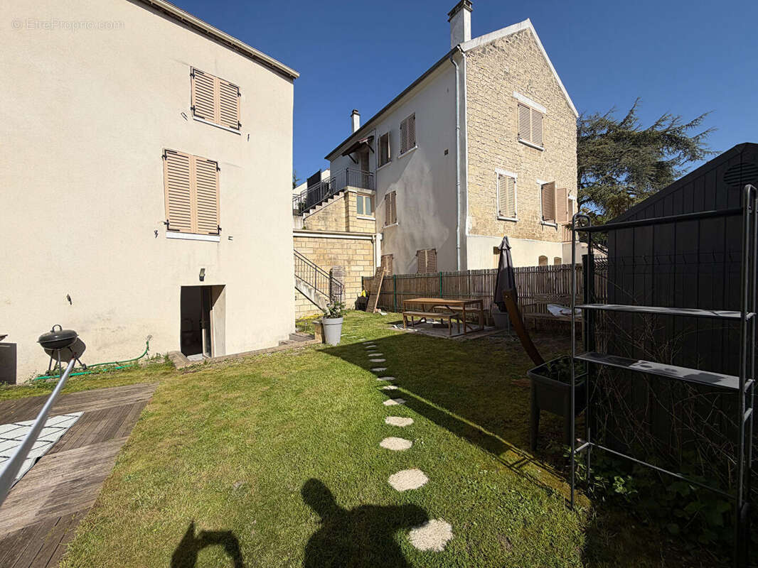 Maison à CARRIERES-SUR-SEINE