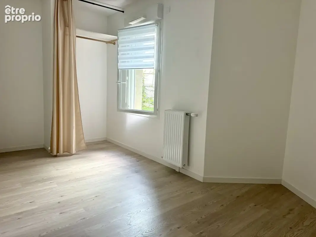 Appartement 3 pièces 60 m² à vendre à Noisy-Le-Grand (93160) - photo 2