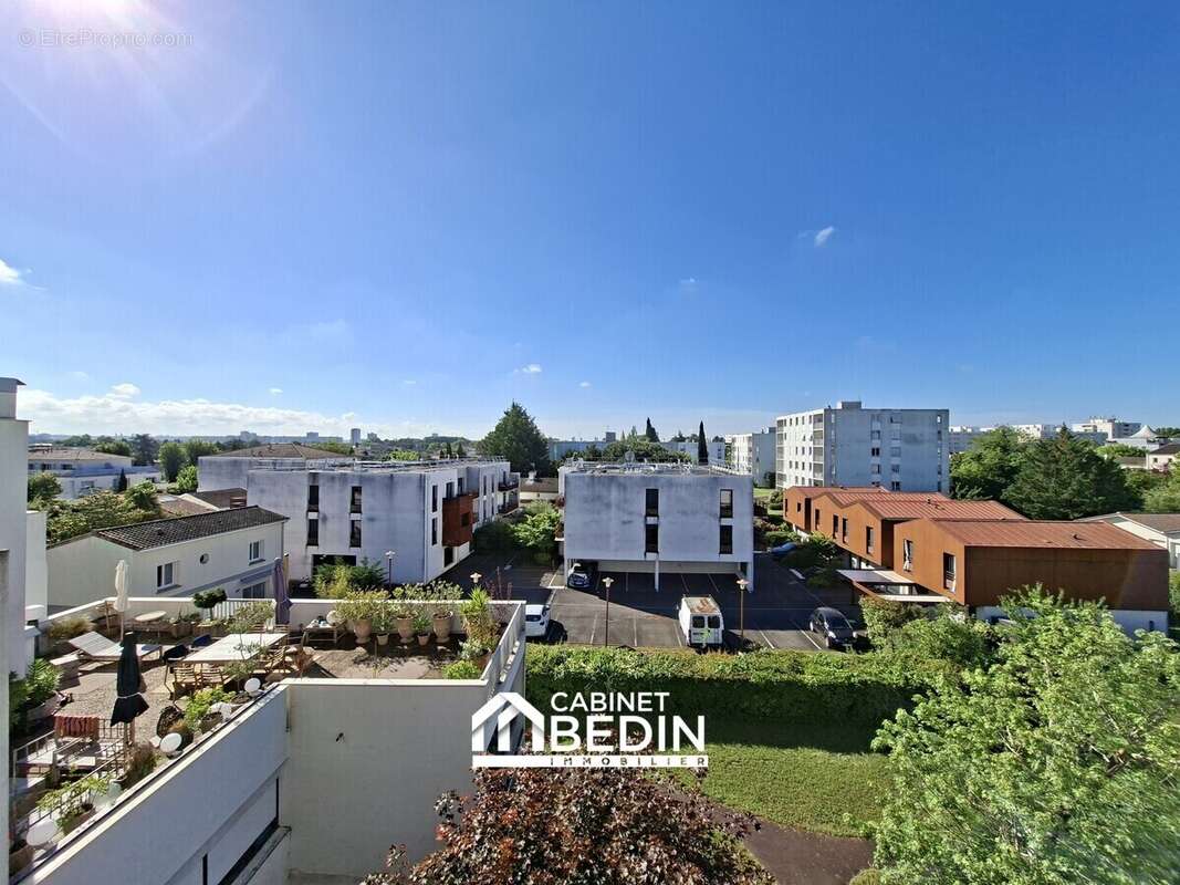 Appartement à LE BOUSCAT