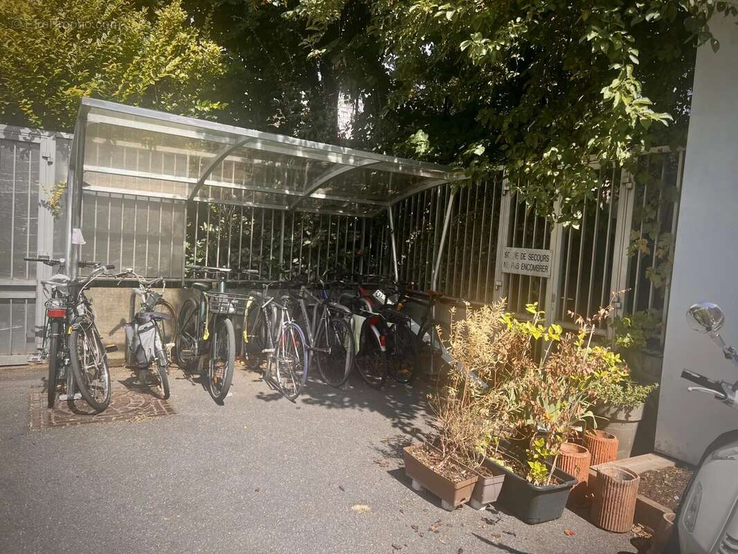 Appartement à PARIS-19E
