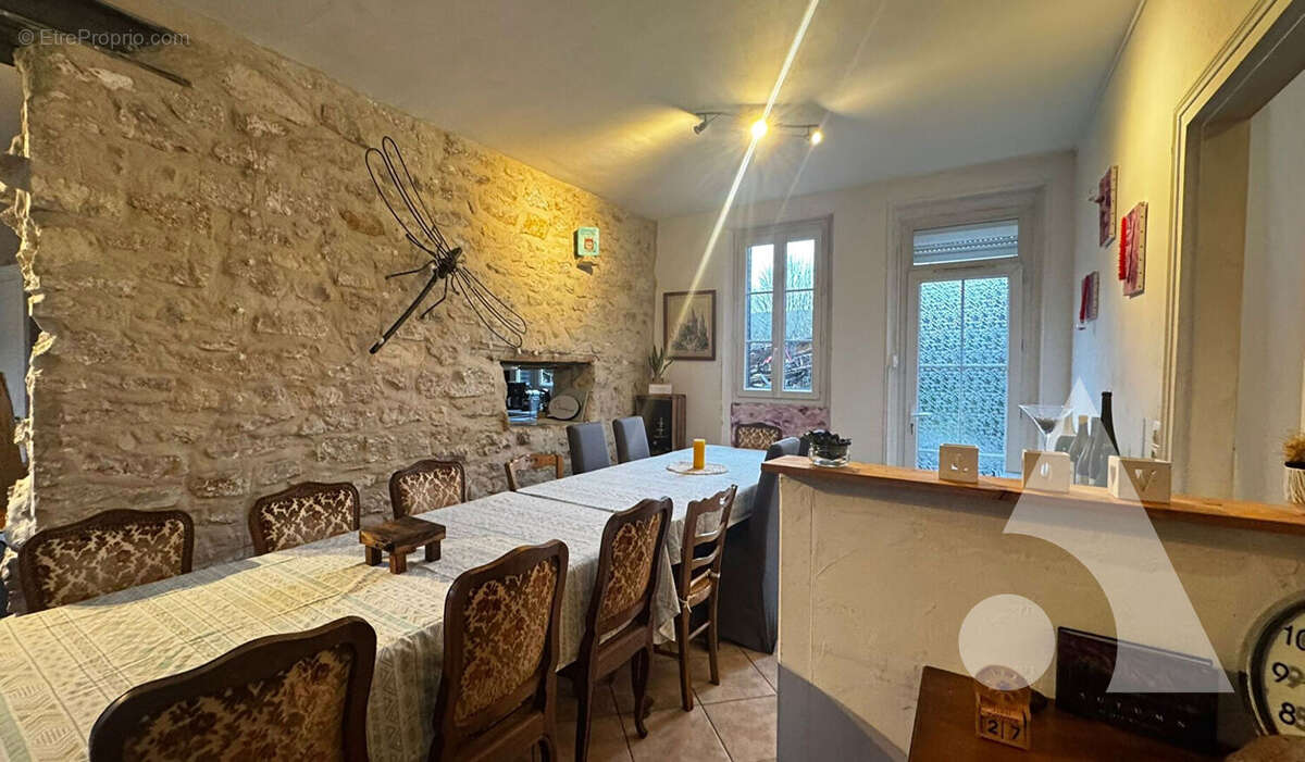 Maison crepy en valois meme 7 chambres avec jardin - photo 3