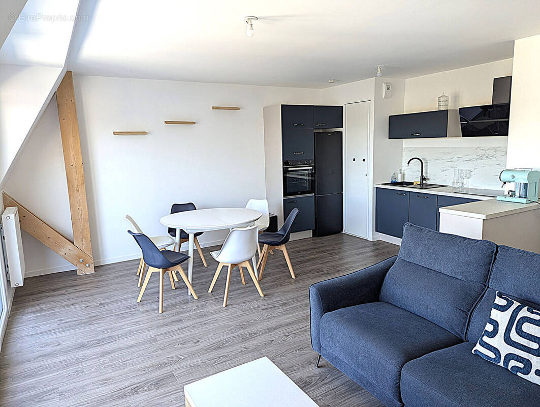 Appartement à LE TEMPLE-DE-BRETAGNE
