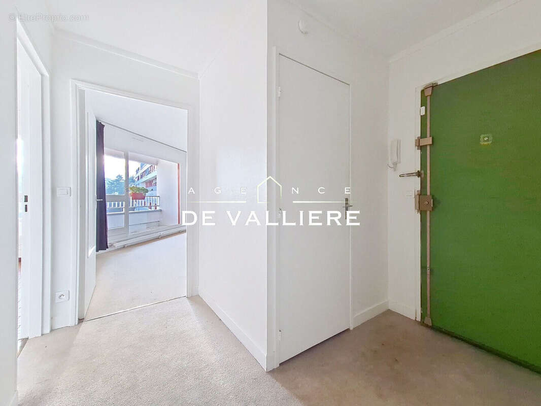 Appartement à NANTERRE