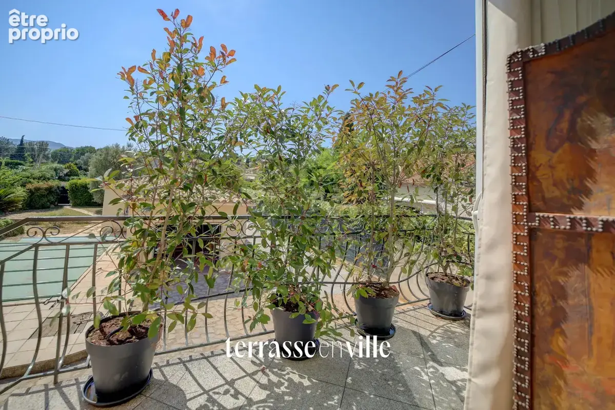 La ciotat - peymian - appartement 95 m2 renove - terrasse - parkings - proche plages - 499 000 € - photo 5