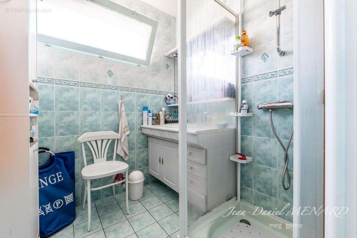 Maison à LE VIVIER-SUR-MER