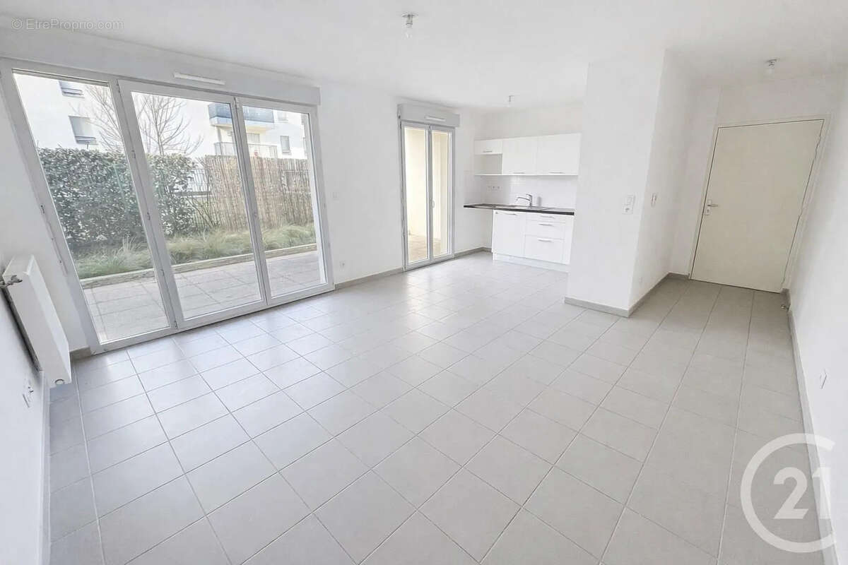 Appartement à DECINES-CHARPIEU