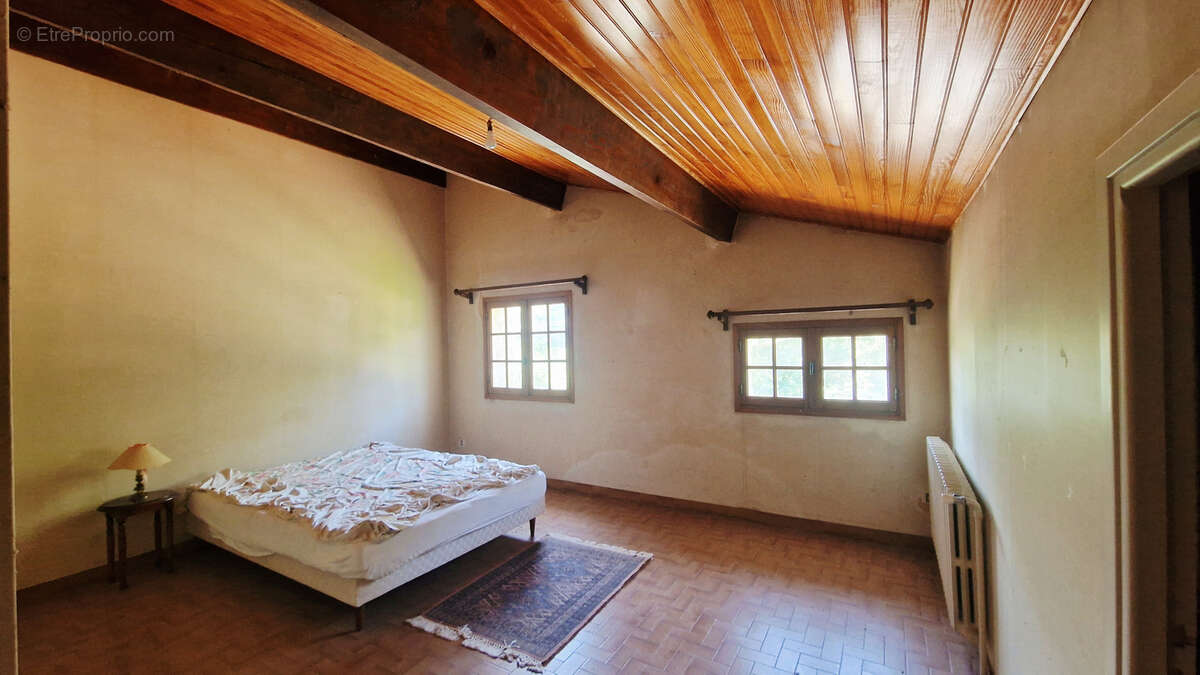 Maison à DIEULEFIT