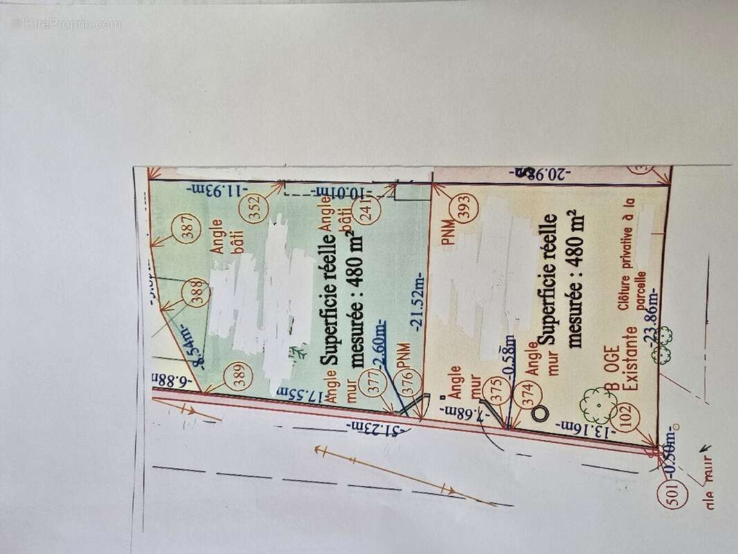 Terrain à LA SALVETAT-SAINT-GILLES