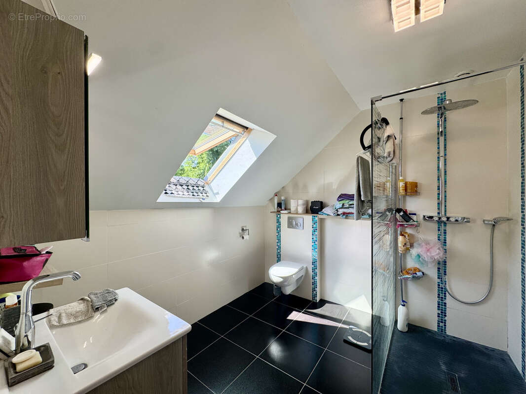 Maison à COULOMMIERS