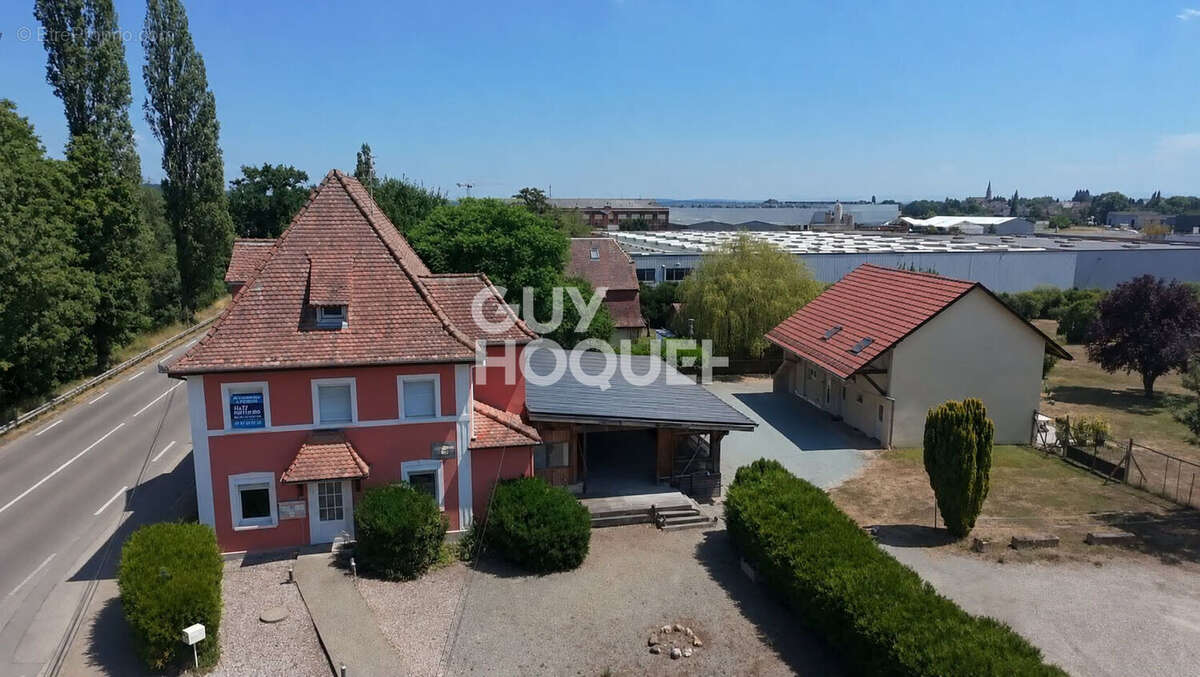Ensemble immobilier - Burnhaupt Le Haut 225 m2 - Restaurant + Appartement T5 - photo 2